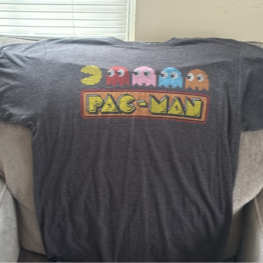 Graphic tee